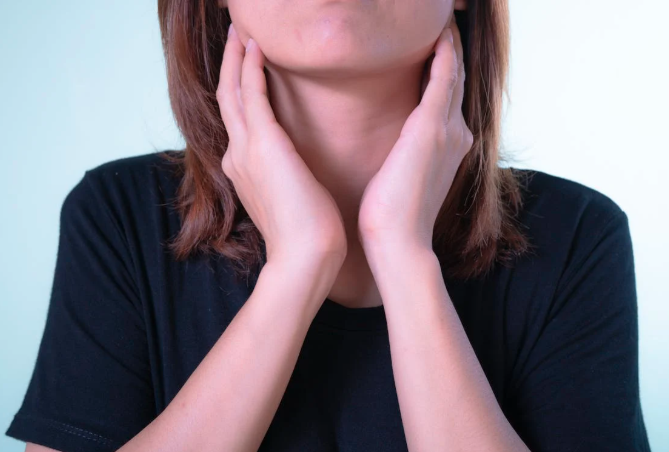 Understanding Throat Phlegm: Causes, Symptoms, and Remedies